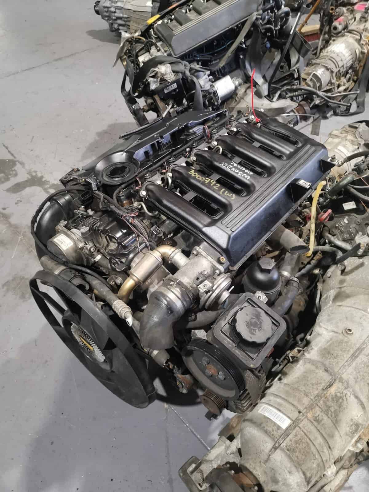 Bmw 330d M57D2 Facelift engine