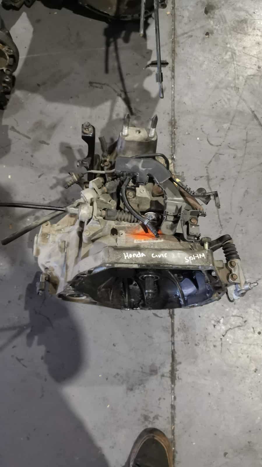 Honda civic 1.8 type s manual gearbox - Image 4