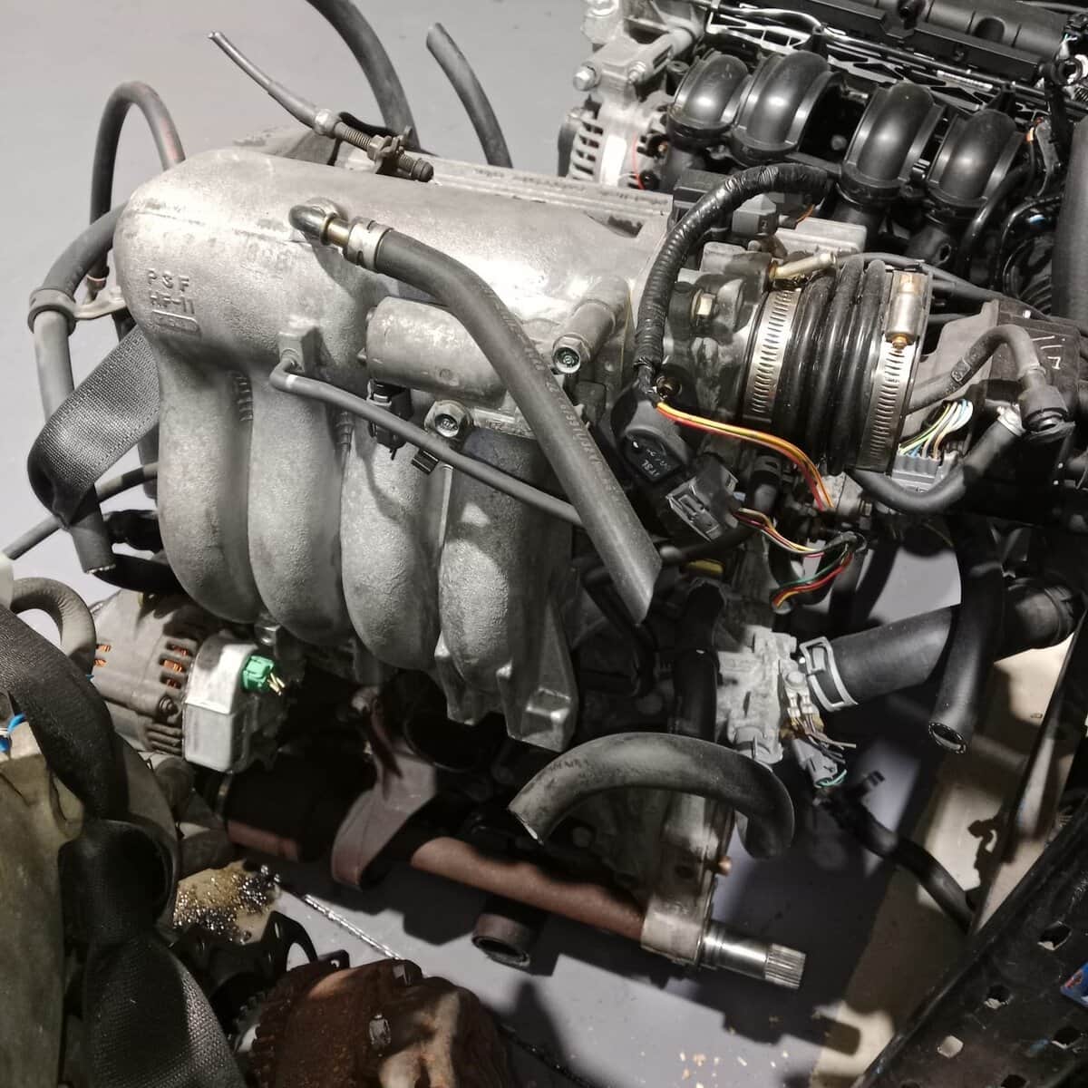 Honda 2.0 B20Z1 engine - Image 4