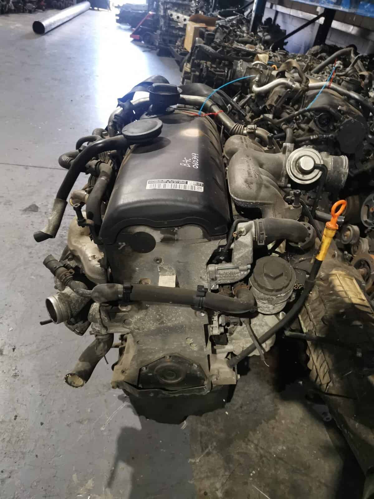 Volkswagen Touareg 2.5TDI BAC Engine - Image 2