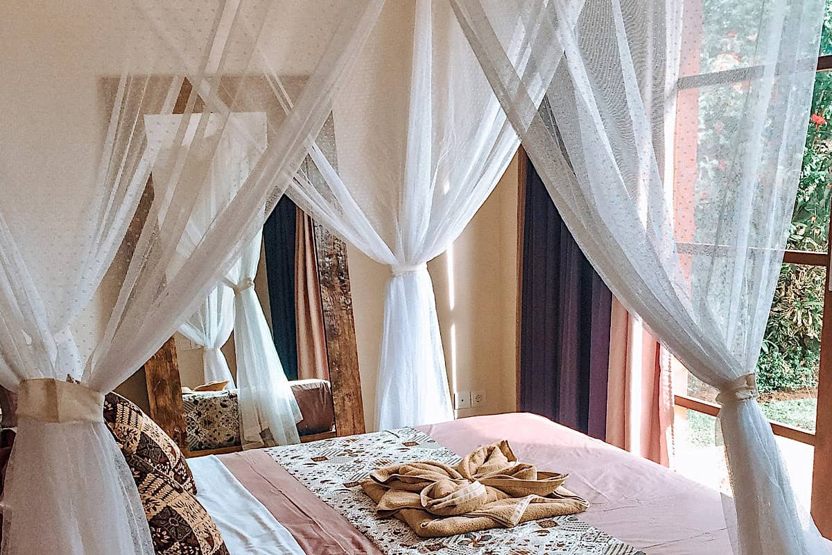 A bed in a luxury private villa in Bali