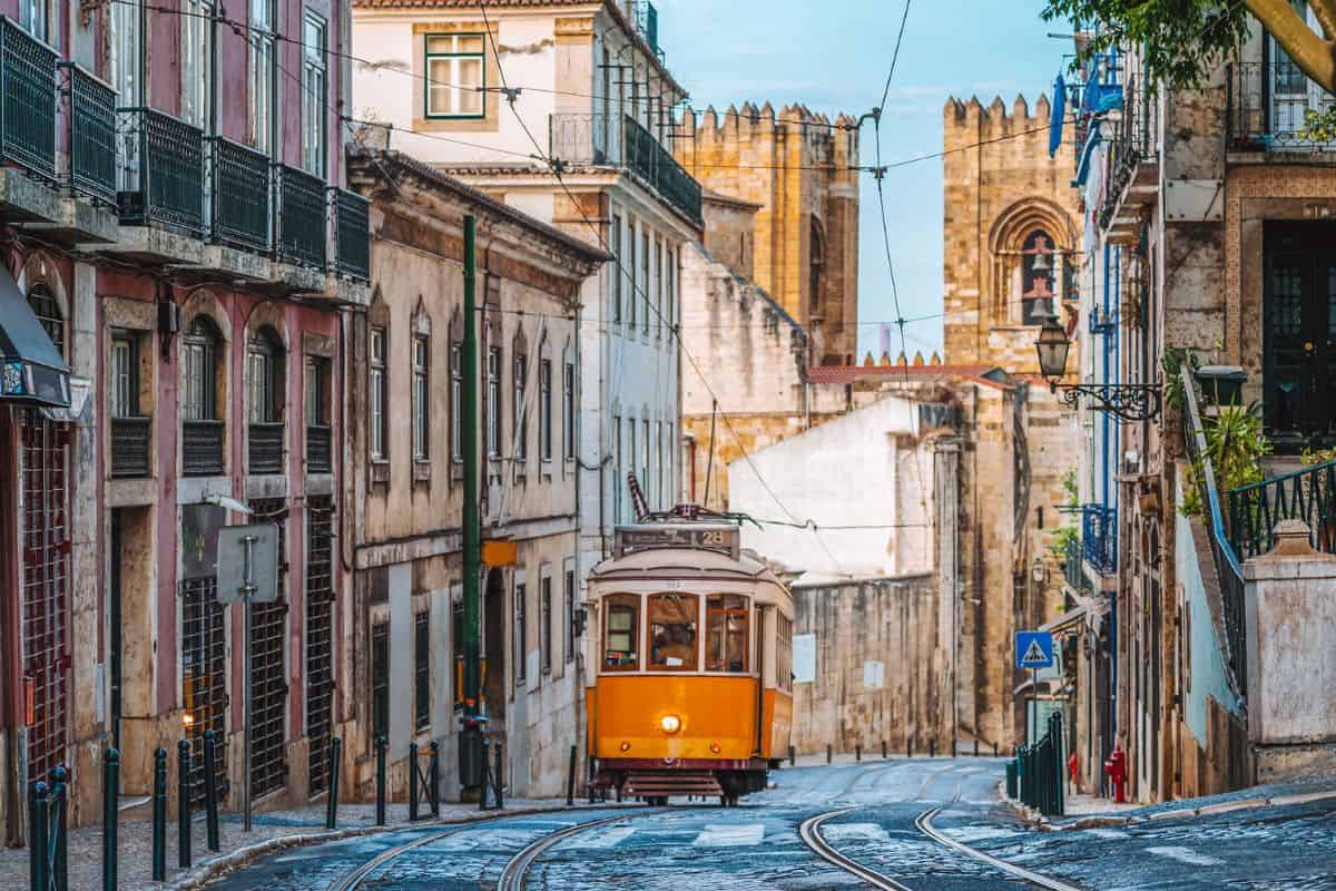 17 Best City Breaks in February: Romantic Destinations for a Winter City Honeymoon