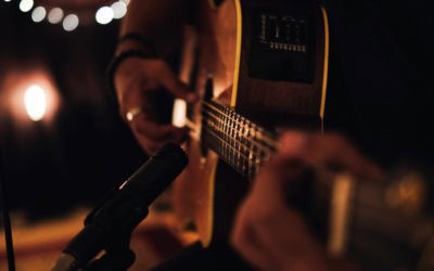 How to Set Up a Virtual Guitar Performance