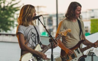 Tips for Playing in a Band: Strategies for Building a Strong Musical Partnership as a Guitarist