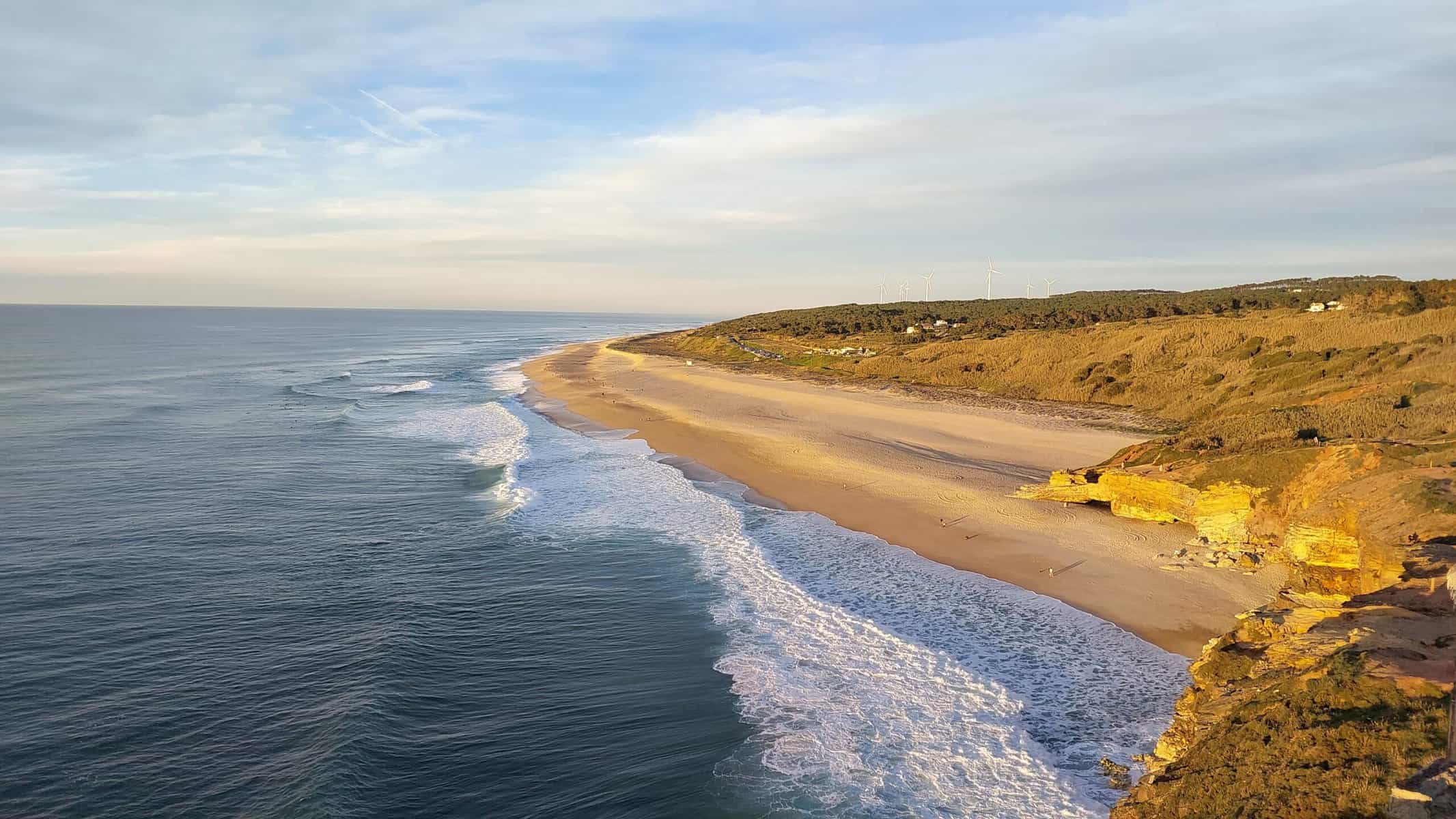 Nazare-Portugal-Praia-do-Norte