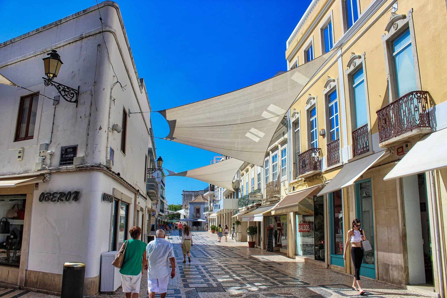 Faro-Portugal-R.-de-Santo-Antonio-shopping-street