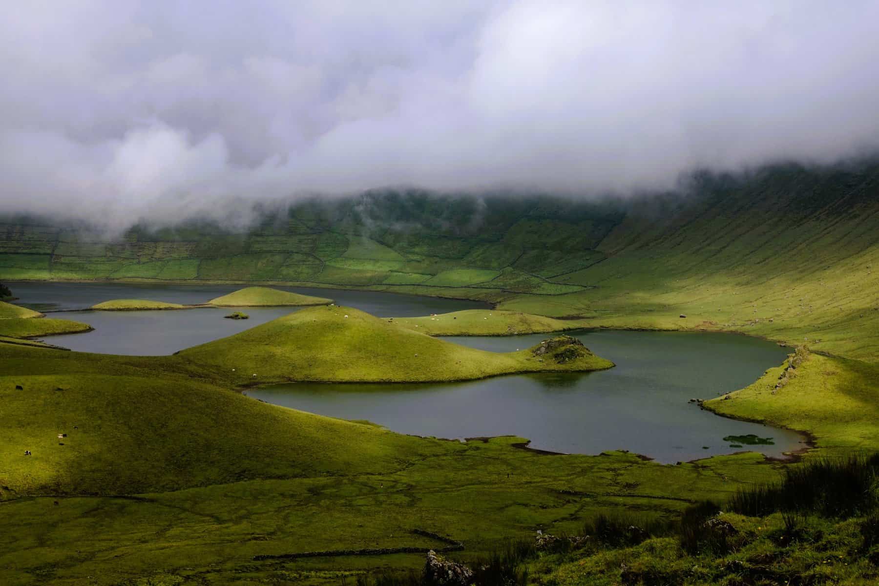 azores-corvo-island-calderao-foog