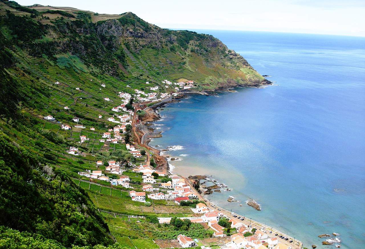 azores-santa-maria-island-sao-lorenzo-beach
