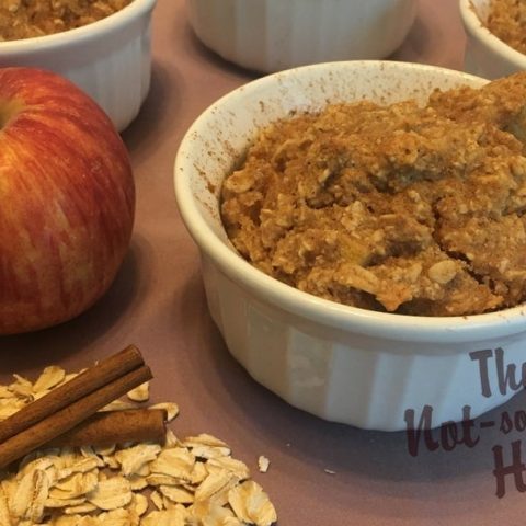 Apple Pie Baked Oatmeal | The Not so Modern Housewife Apple Pie Baked Oatmeal