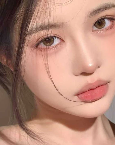 Douyin Make-up Puppeneffekt Make-up