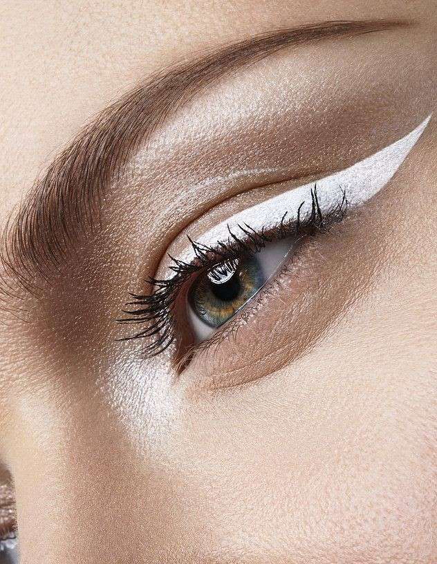 weißer Eyeliner