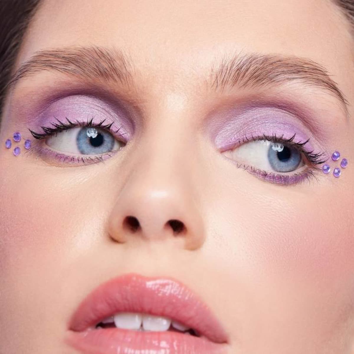 lila Augen-Make-up