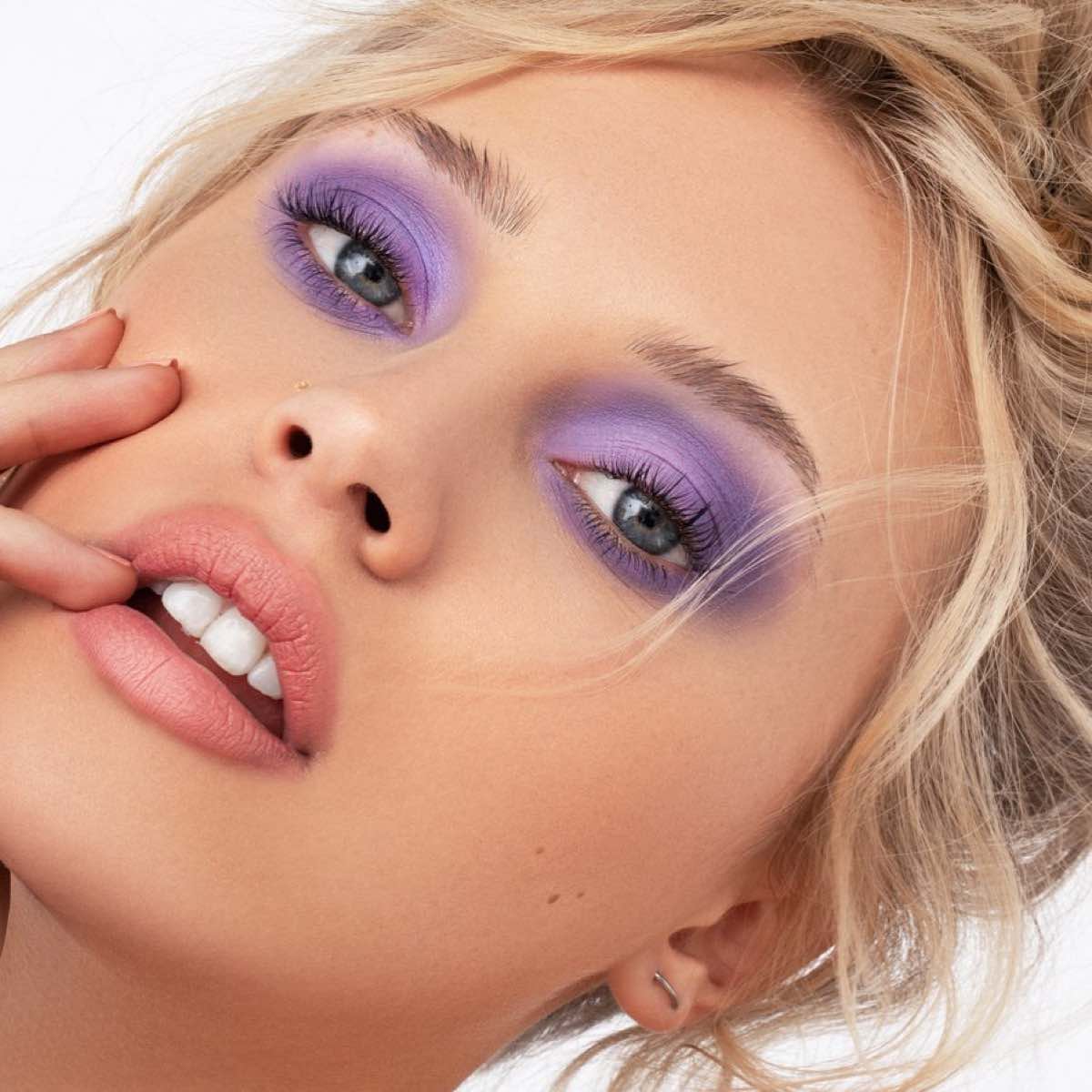 lila Make-up