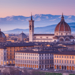 Panorama de Turin avec Mole Antonelliana et Alpes