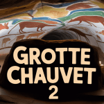 Grotte Chauvet 2 illuminée avec des peintures rupestres