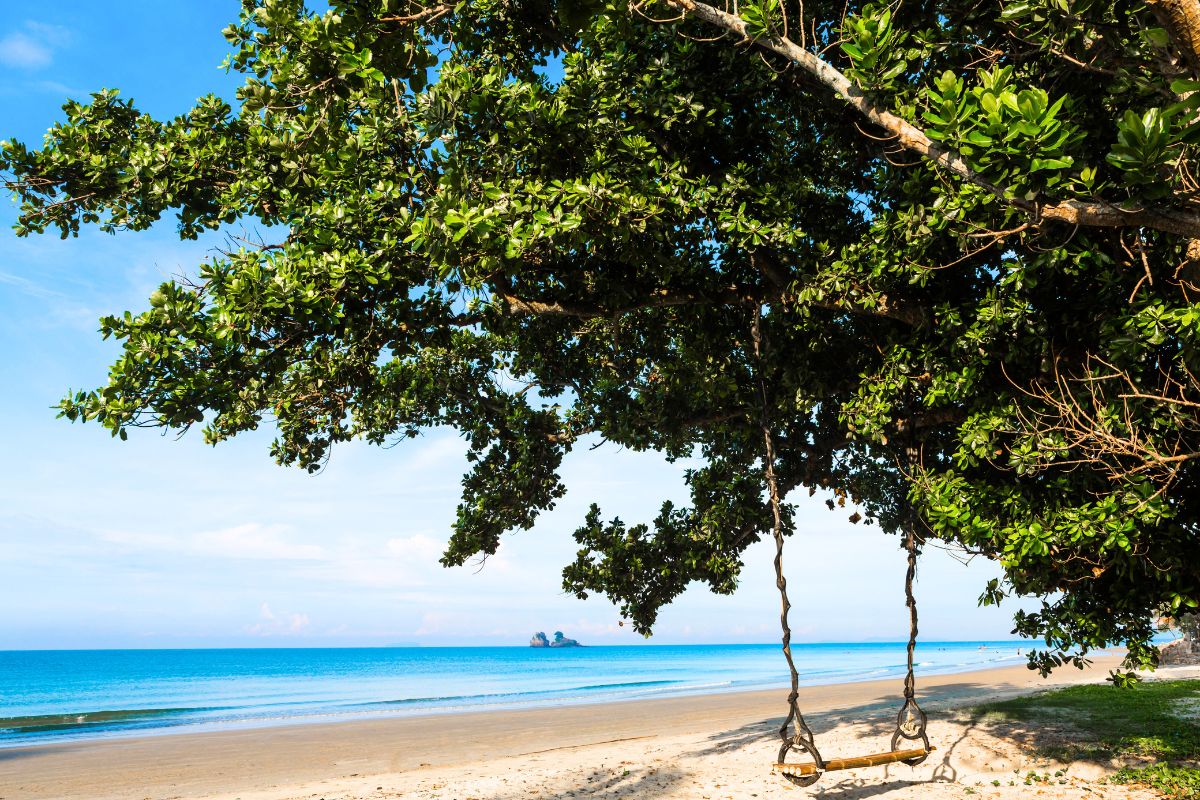 Plages secrètes et criques turquoise