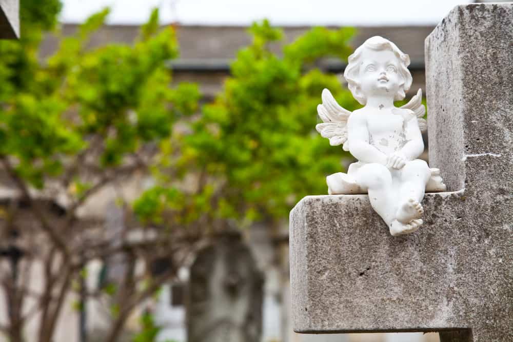 Realizzazione monumenti in marmo a Milano