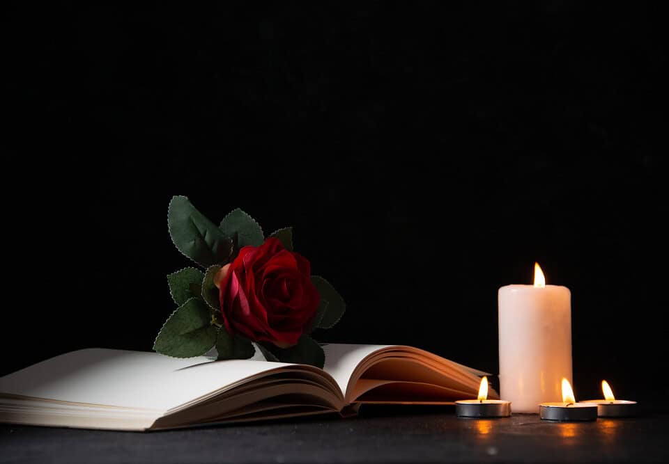 Quanto tempo deve passare tra la morte e il funerale?