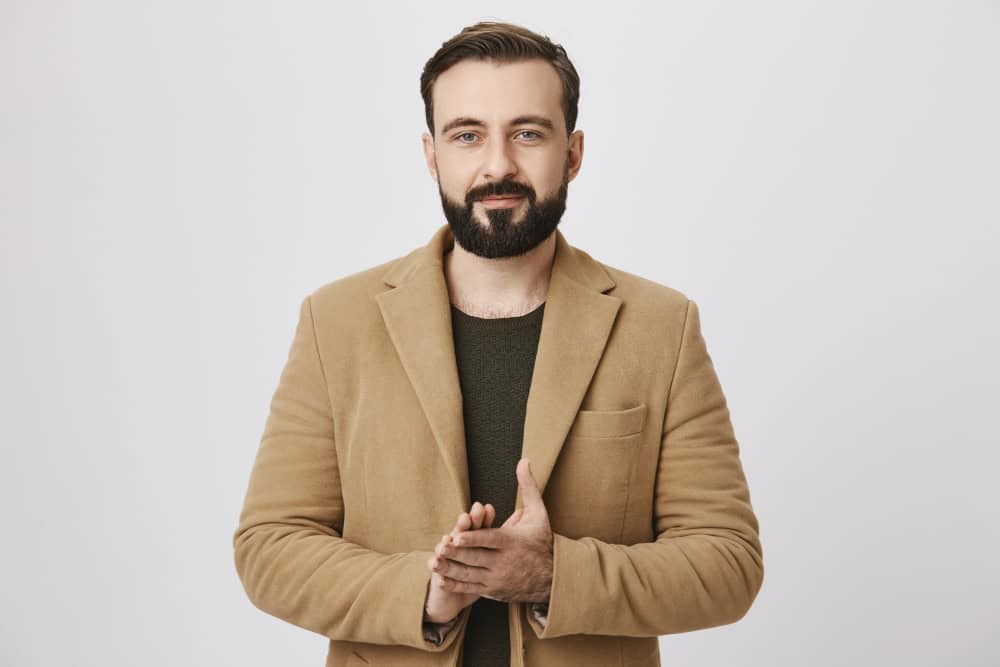 Posso personalizzare l'urna cineraria con una foto o un incisione?