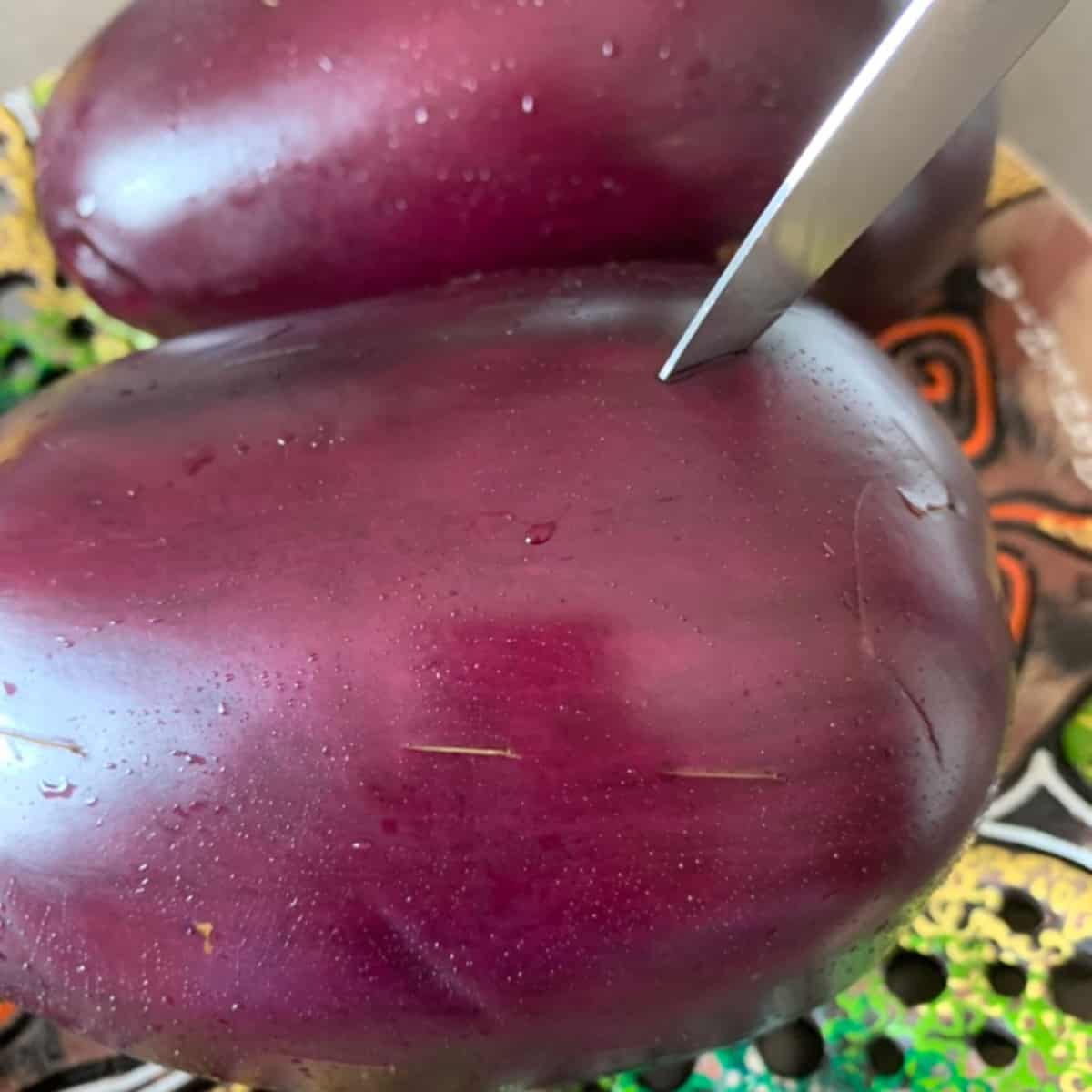 Pearse eggplant skin.