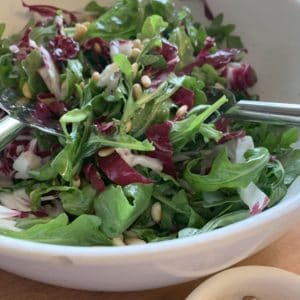 Arugula-and-Radicchio-salad in a bowl.