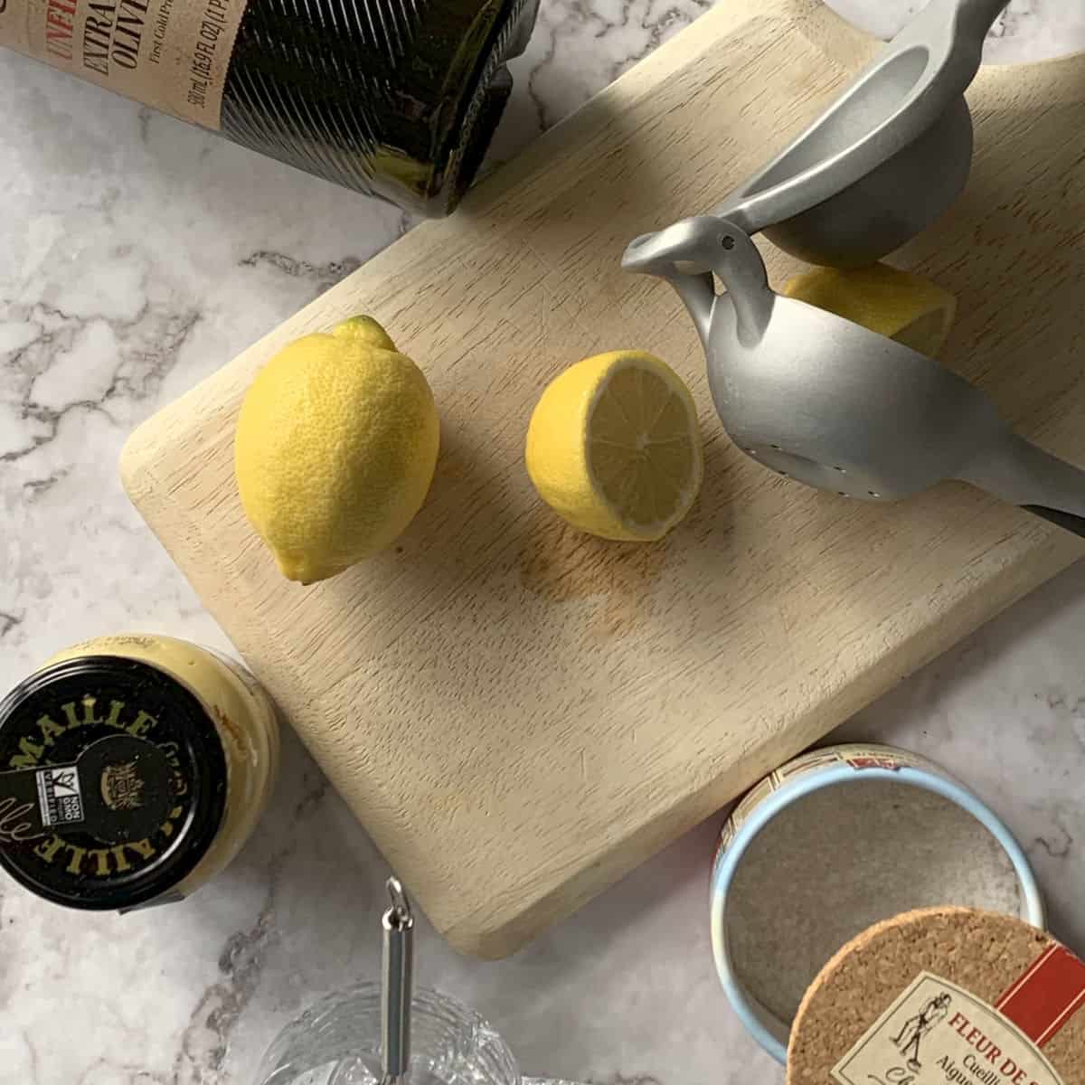 Shaved Cauliflower Endive Salad dressing 12s 4 1