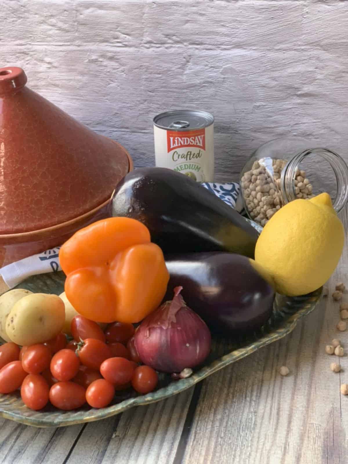 Ingredients for making eggplant tajine.