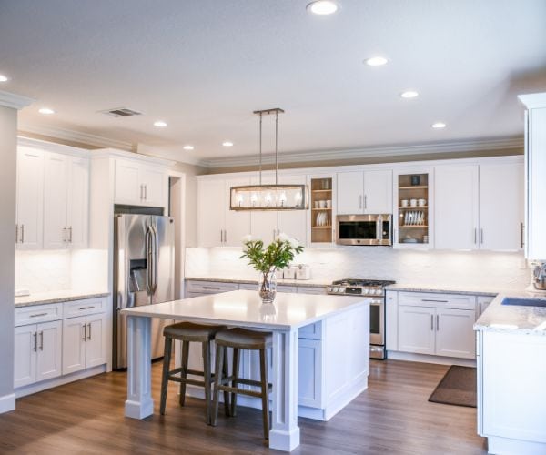 u-shaped kitchen