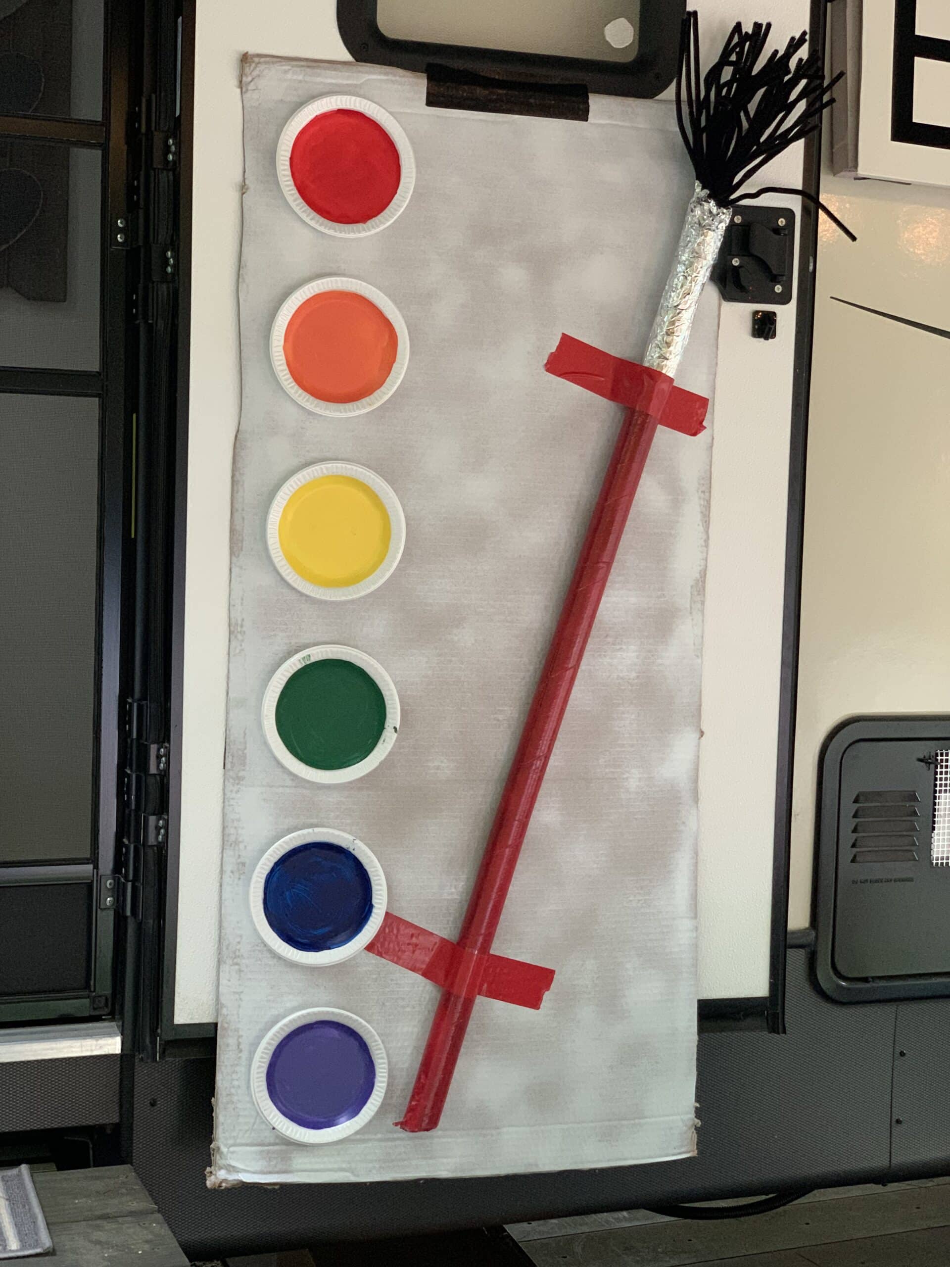 DIY paint tray and brush