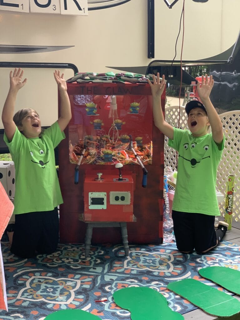 a DIY claw machine