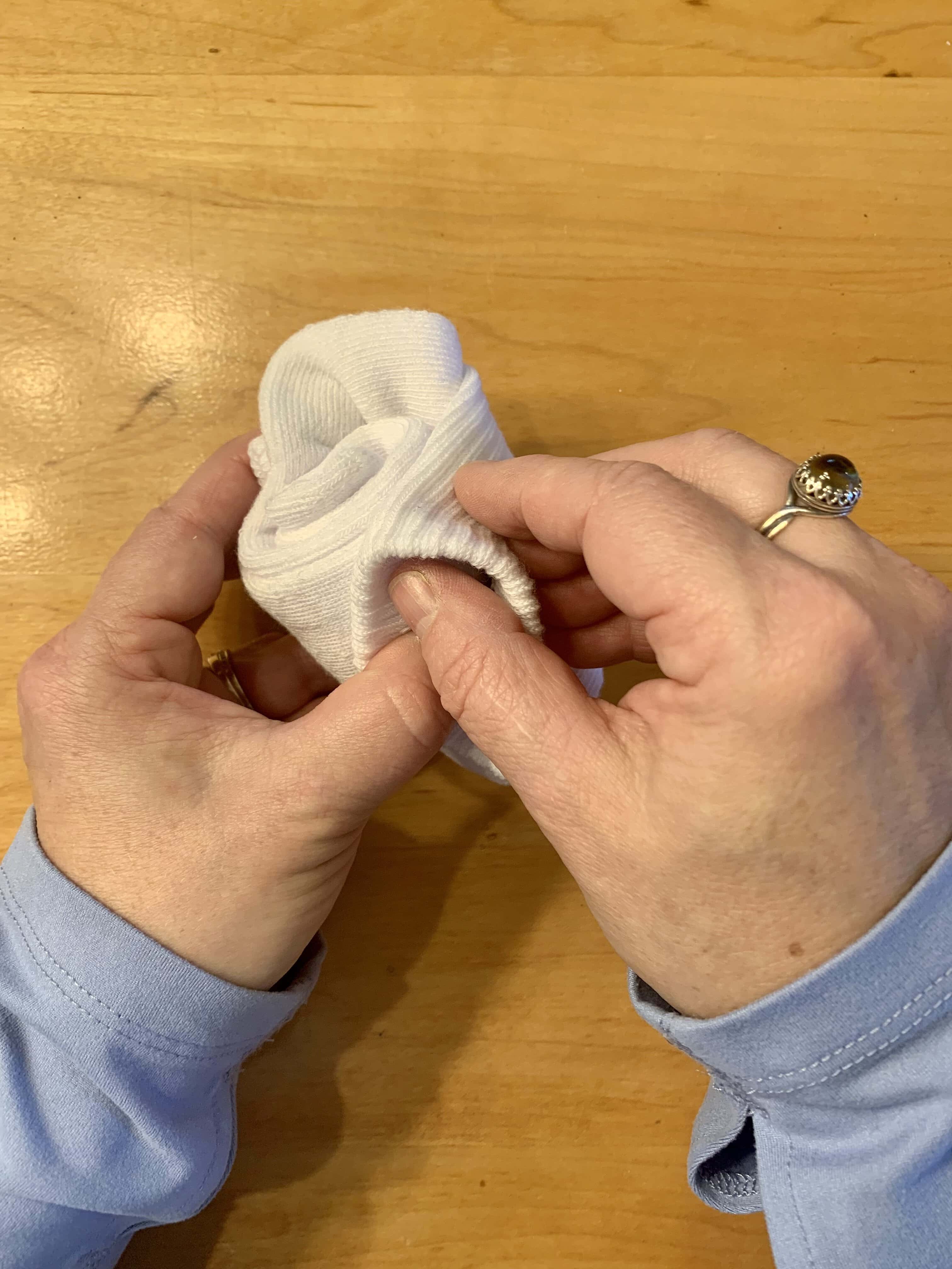How to fold socks the tuck and roll method