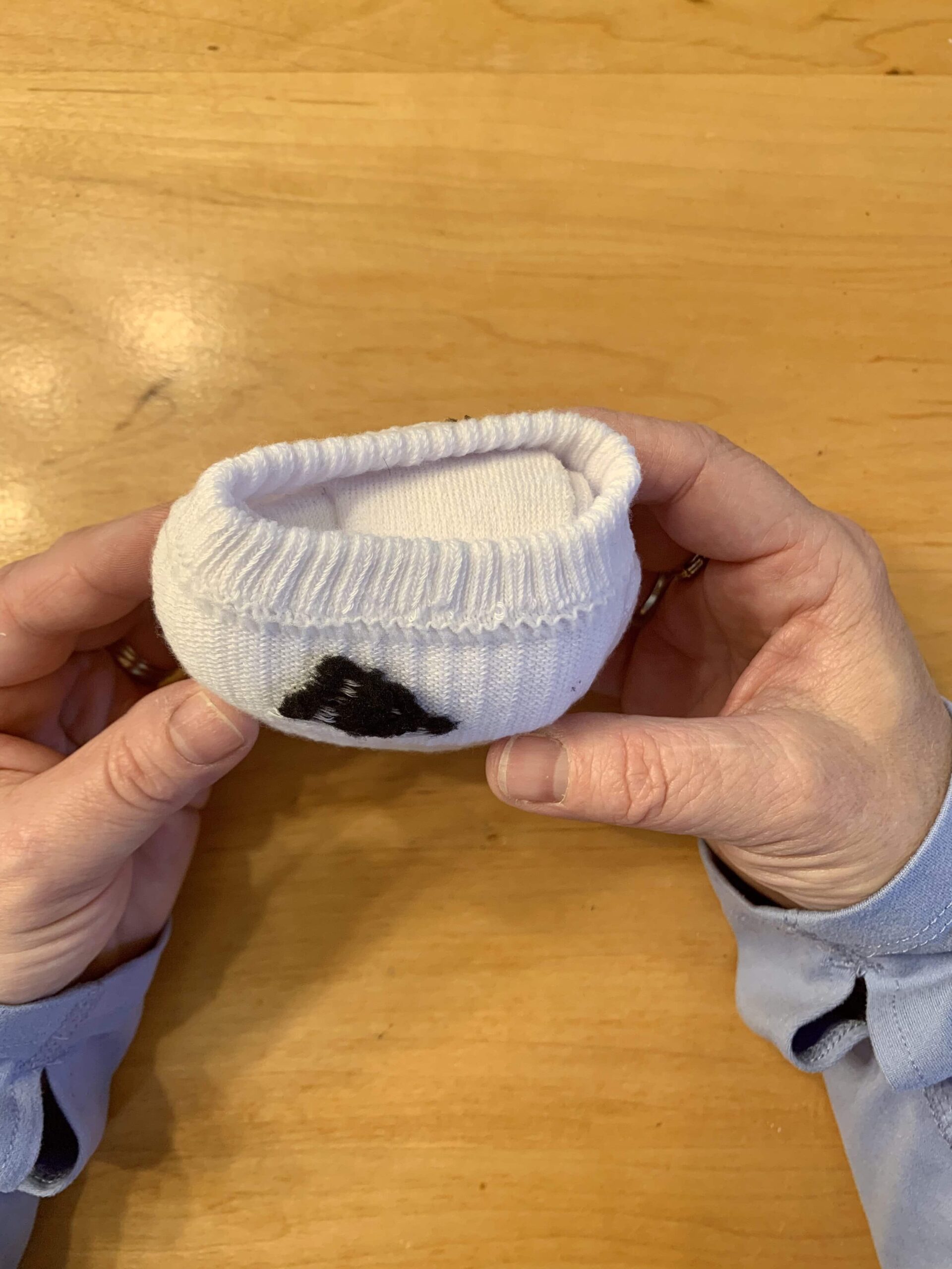 How to fold socks the tuck and roll method