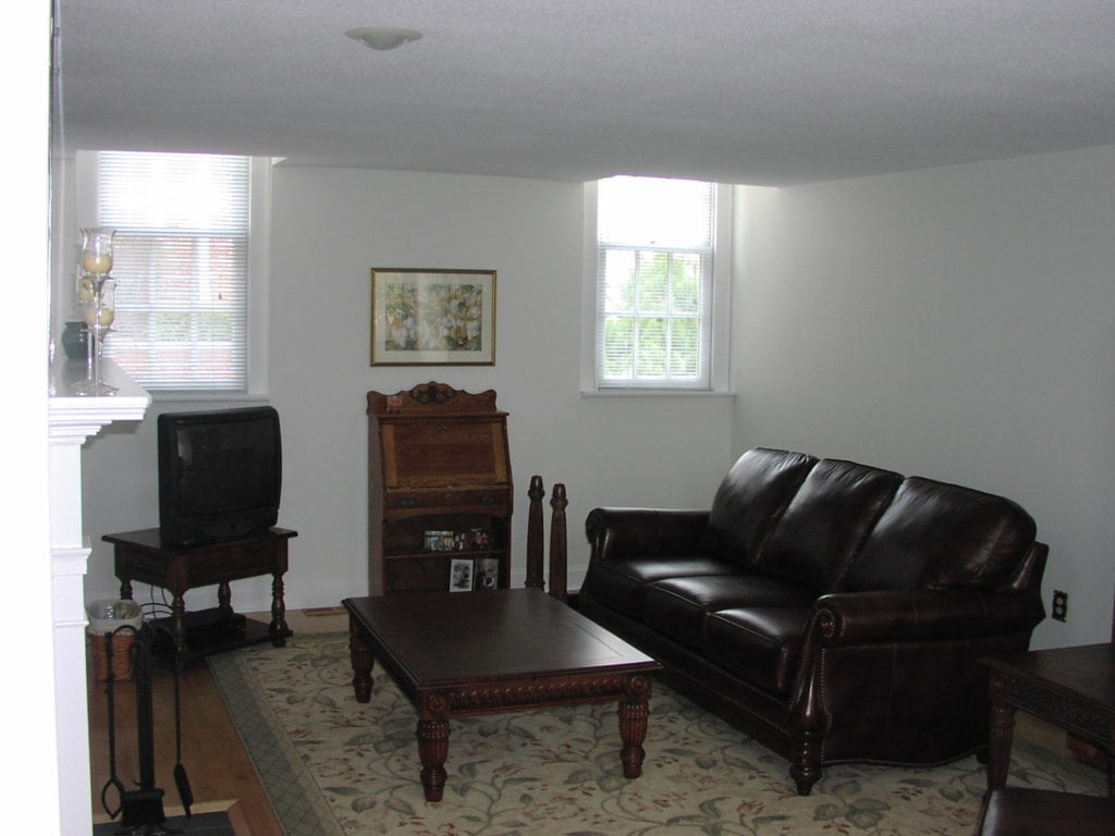 living room before redesign
