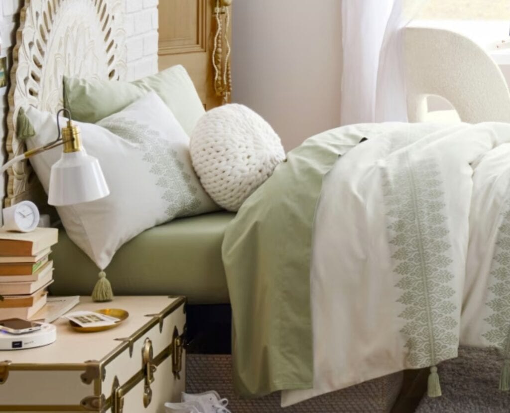 pottery barn bedding for college dorm room decorating ideas