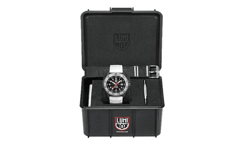 Luminox MIL-SPEC inspired