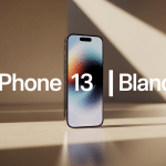 iPhone 13 blanc élégant sur fond minimaliste
