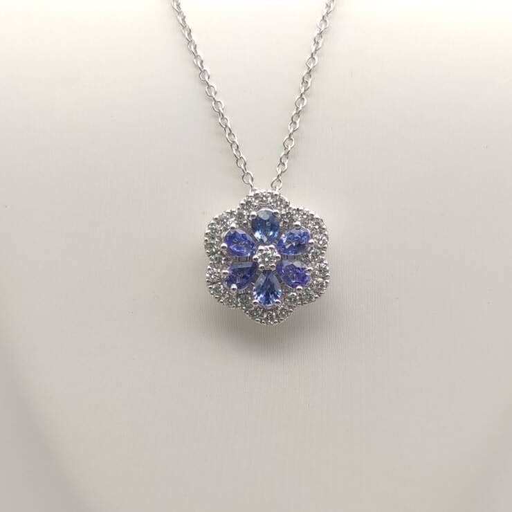 Collana con pendente fiore in zaffiri e diamanti Davide&Delucchi