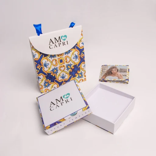 Collana Amo Capri multifilo con campana bianca - immagine 2