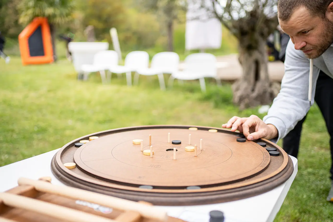 location crokinole place aux
