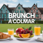 Brunch Colmar table avec croissants et maisons alsaciennes