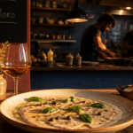 photos de à moro plat vitello tonnato et vin naturel
