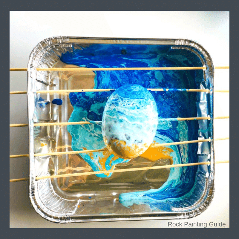 How to Make Beautiful Marbled Stone Photo Holders 4 diy paint pour tray