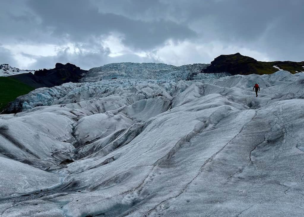 A person doing a glacier hike in Skaftafell