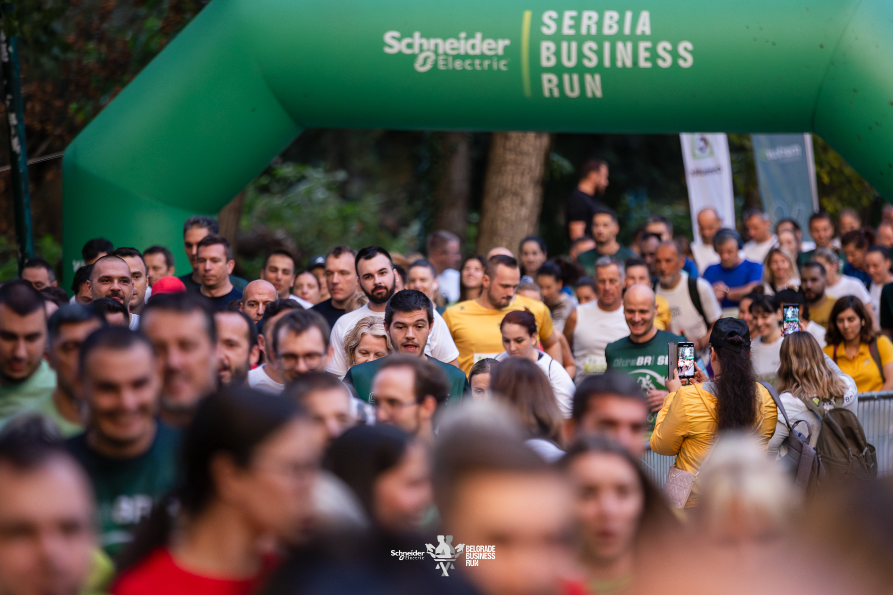 BusinessRun23BG_20230921_dino404-149