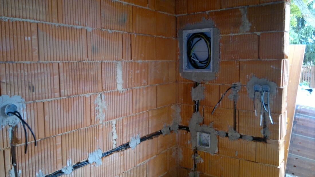 elektroinstalace hrubá stavba