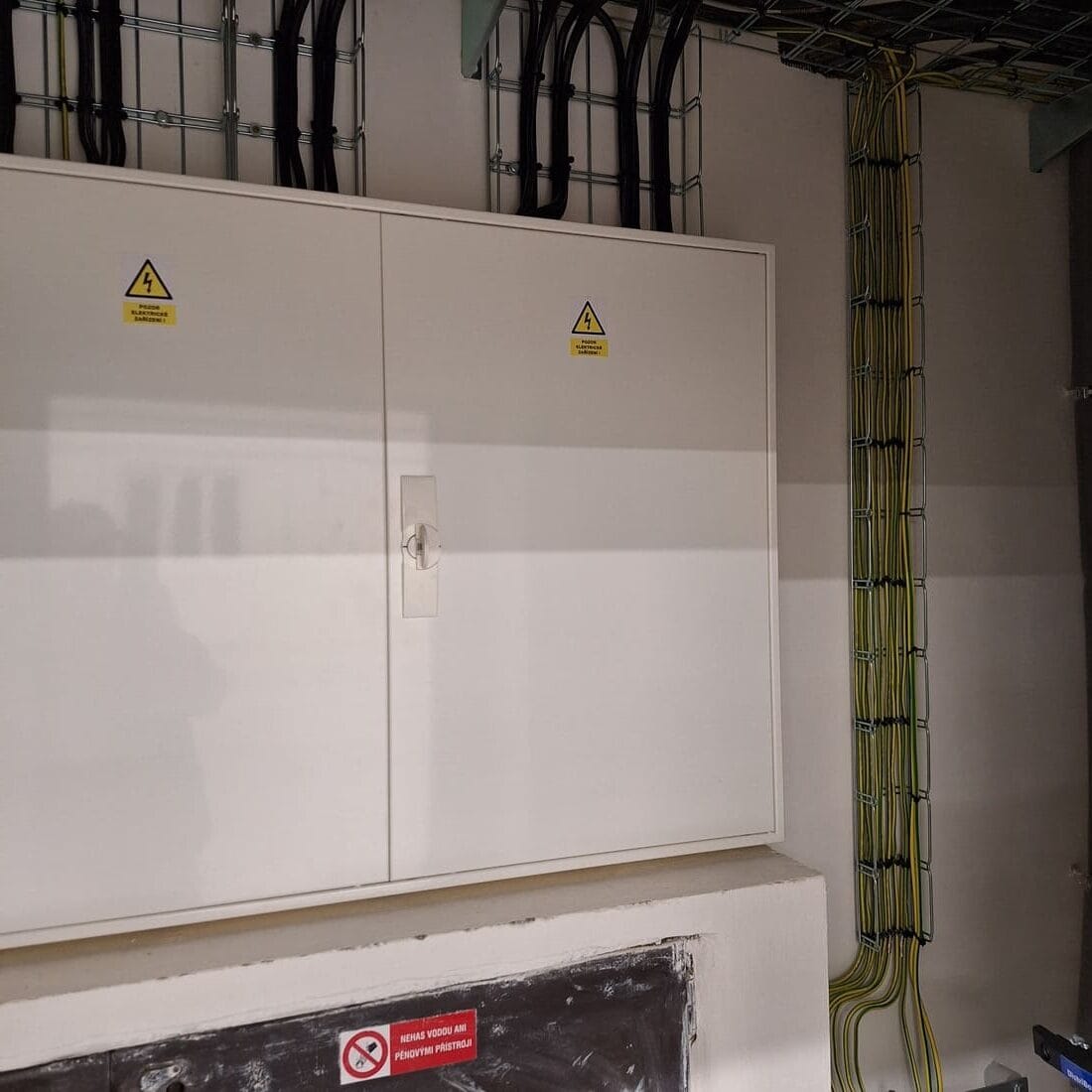 Silnoproudý rozvaděč – elektroinstalace a montáž rozvodné skříně