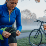 perte de poids et douleurs articulaires femme genouillère