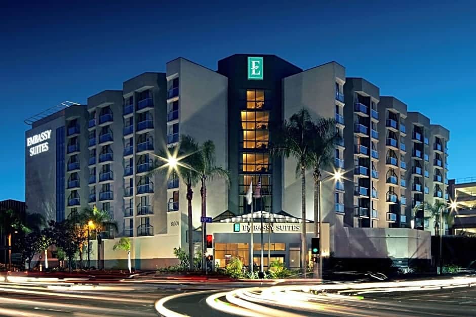 Embassy Suites Los Angeles International Airport North near SoFi Stadium