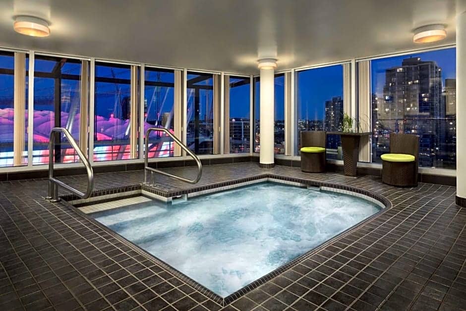 Hampton Inn & Suites Downtown near BC Place