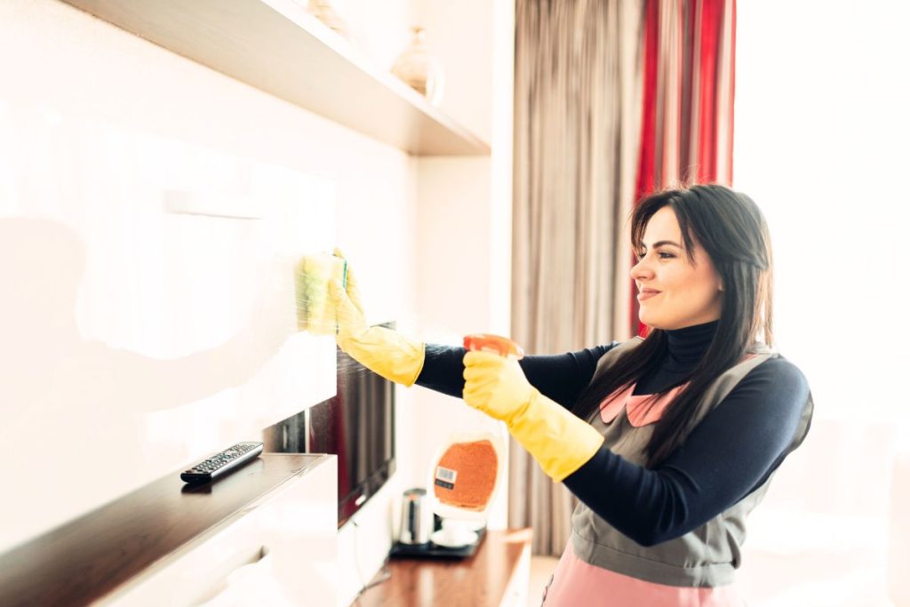 nettoyer facilement le gras sur vos meubles de cuisine